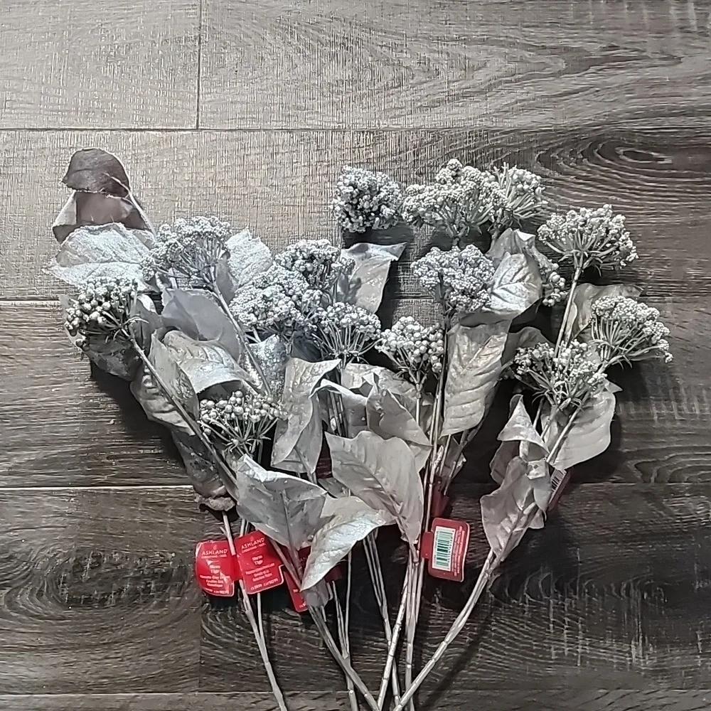 7 Platinum Queen Anne's Lace & Leaves floral Stems